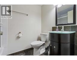 25, 1011 Canterbury Drive SW - photo 17