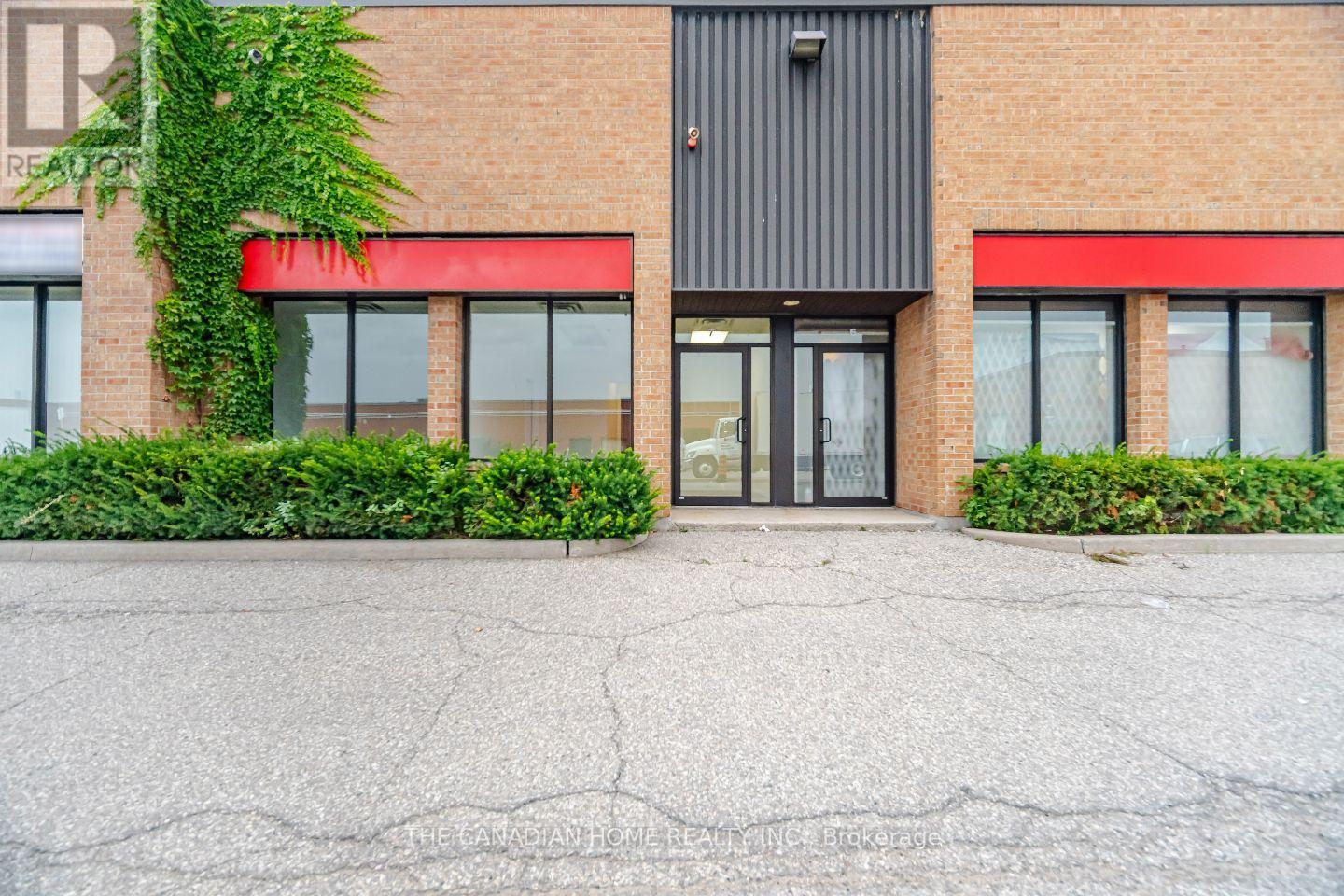 7875 Tranmere Drive — photo 43