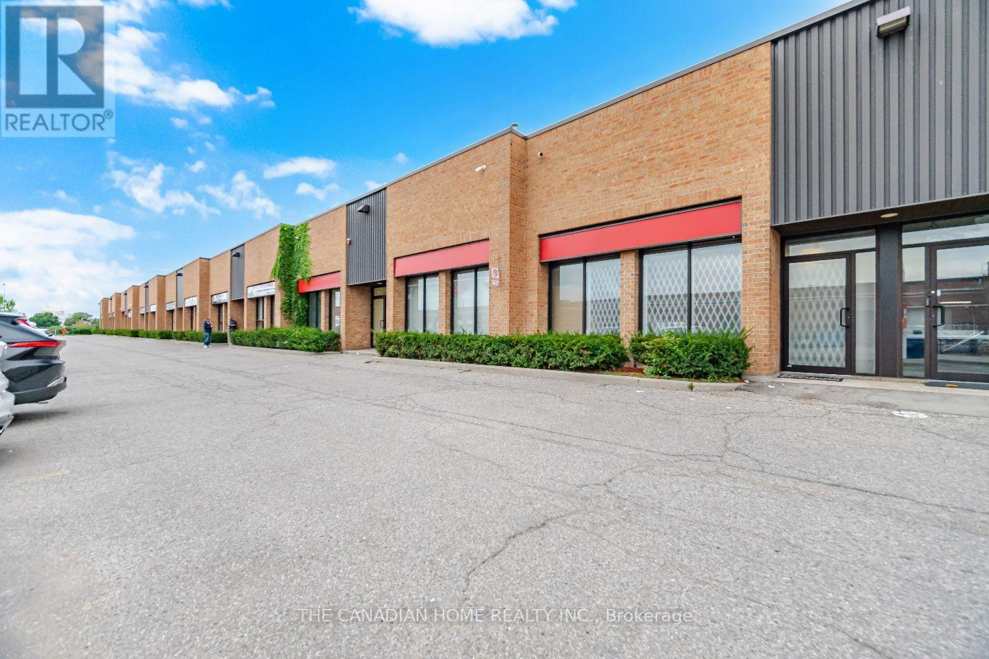 7875 Tranmere Drive — photo 45