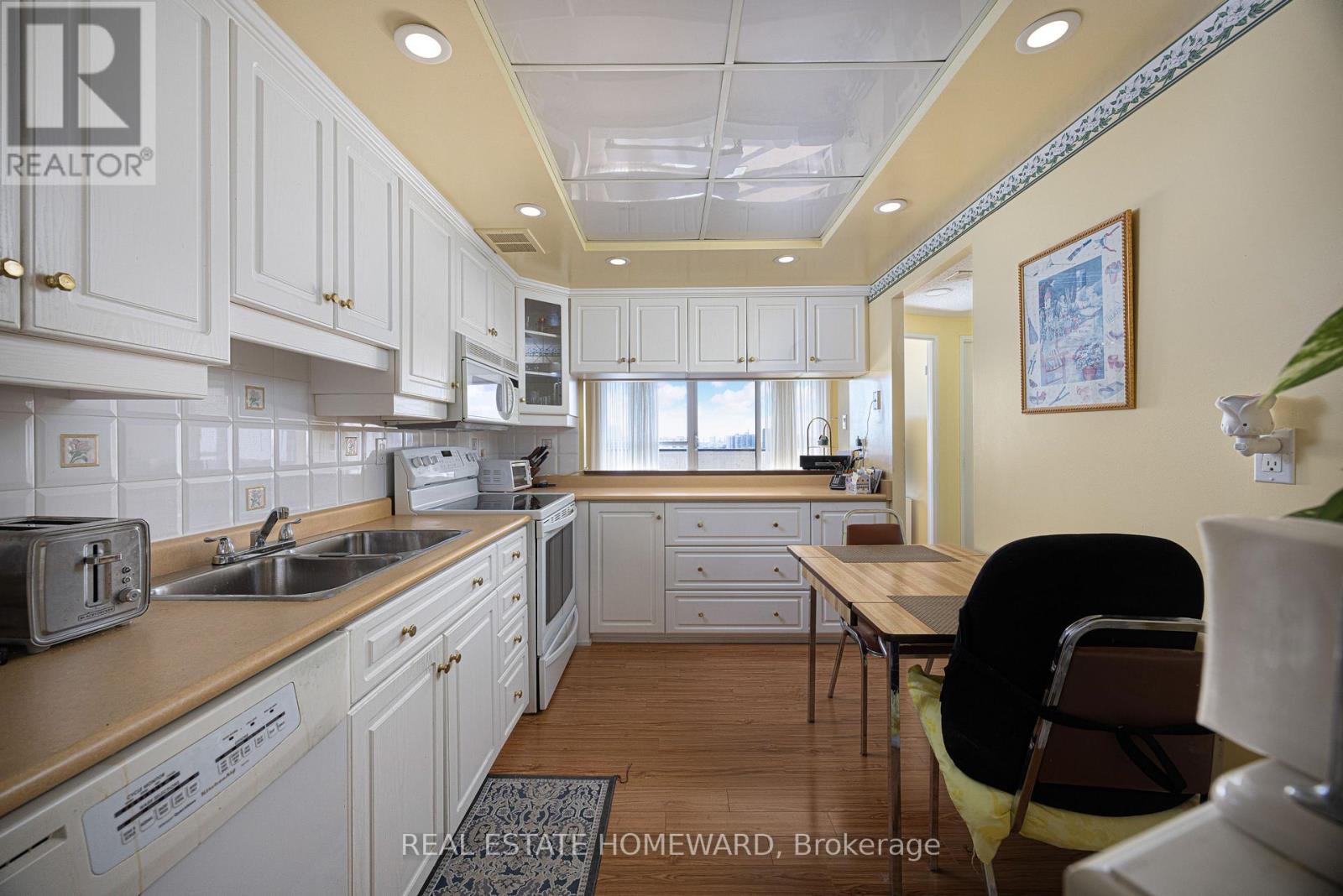 #1007 3303 DON MILLS ROAD - 8