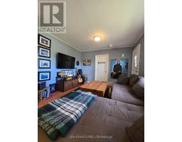 555 Wellington Street W, Aurora, ON L4G6J7 Photo 11