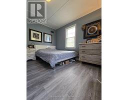 555 Wellington Street W, Aurora, ON L4G6J7 Photo 12