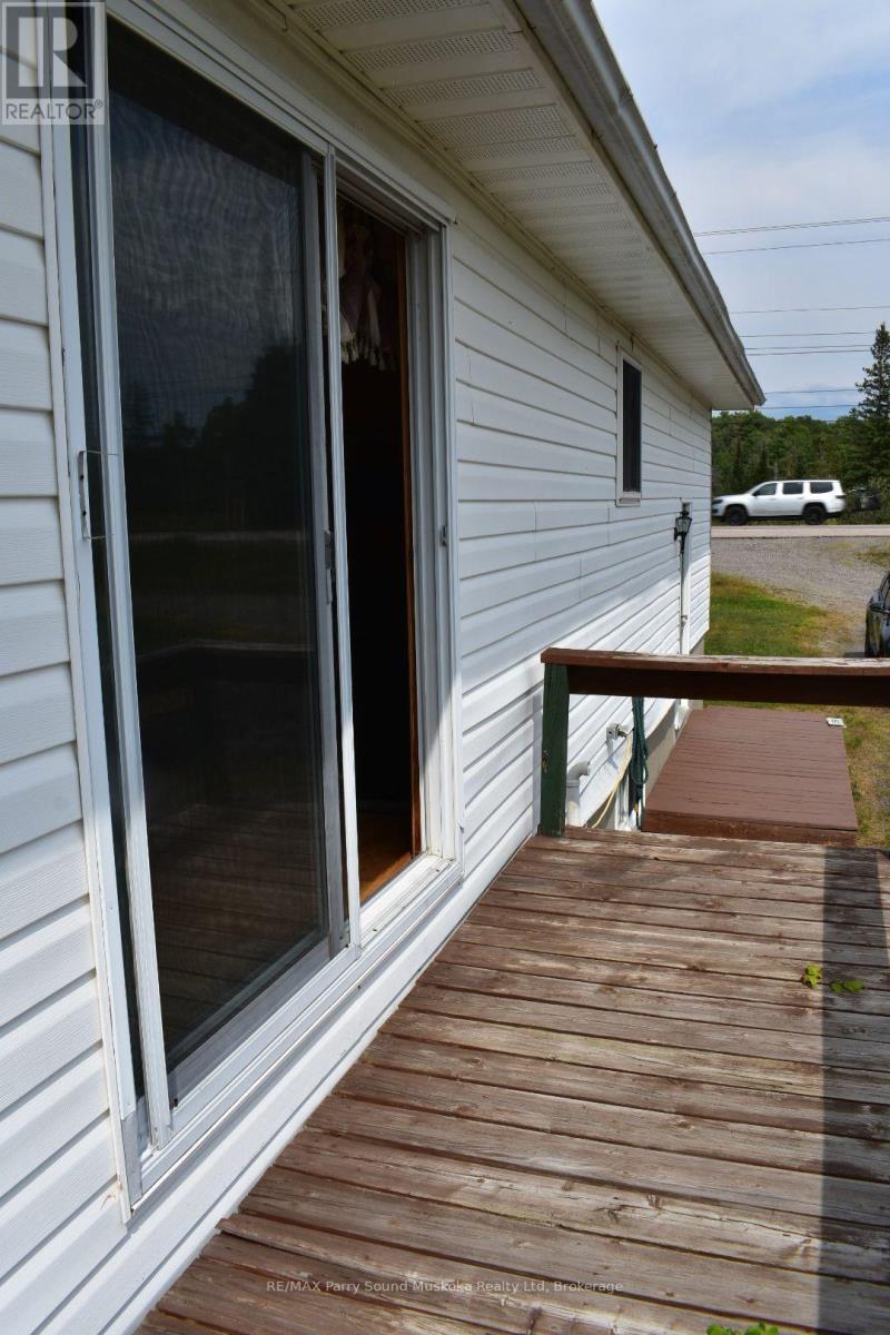 1390 69 HIGHWAY N - Image 39