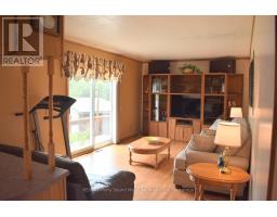 Foyer - 1390 69 Highway N, Parry Sound Remote Area, ON P0G1A0 Photo 7