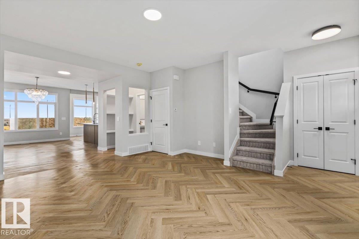 54 Cessy Street SE, Chérot — photo 12 of 25: Property photo