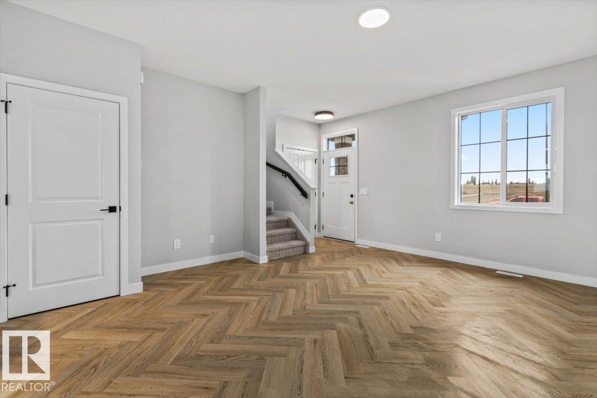 54 Cessy Street SE, Chérot — photo 13 of 25: Property photo