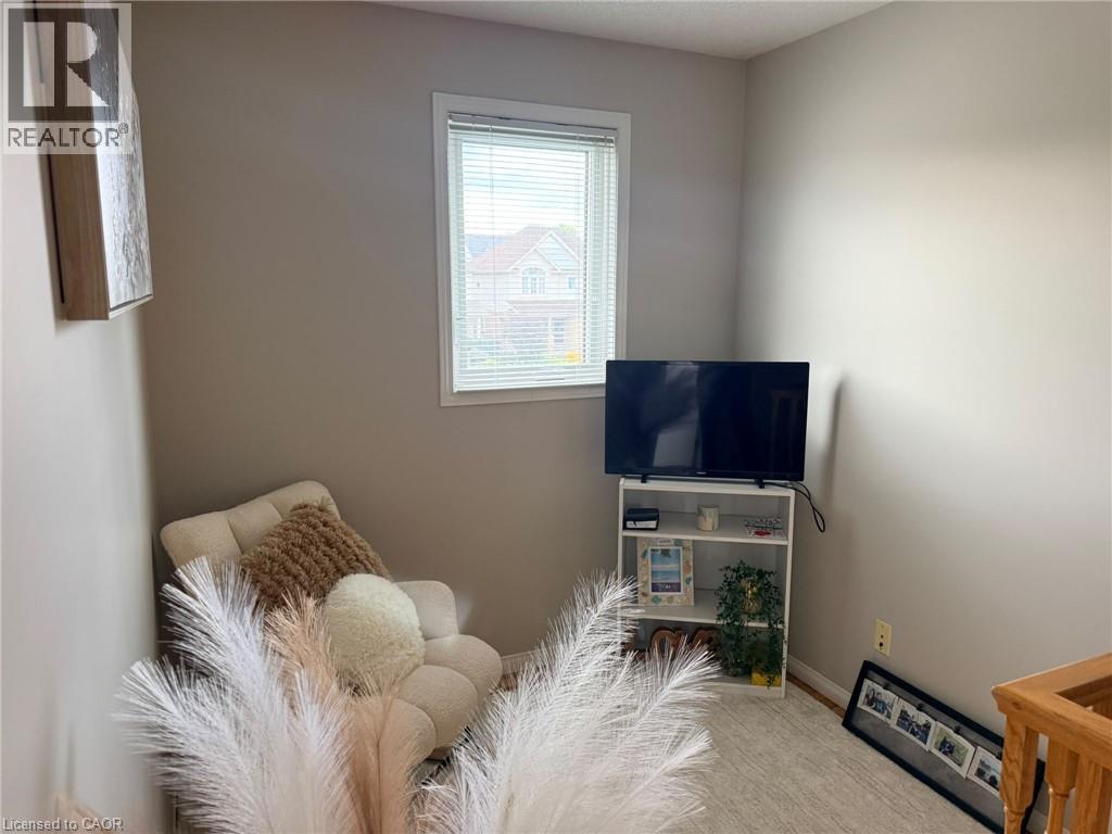 424 Newport Drive — photo 28
