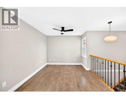 225, 33 Glamis Green SW - photo 8