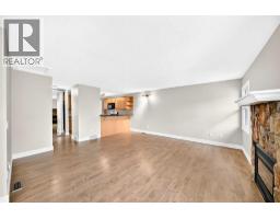 225, 33 Glamis Green SW - photo 2