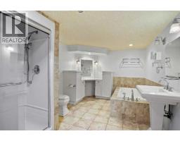 3721 44a Avenue, Red Deer, AB T4N3K5 Photo 46