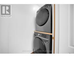 Bathroom - 804 Hot Springs Way, Ottawa, ON K1V1R9 Photo 12
