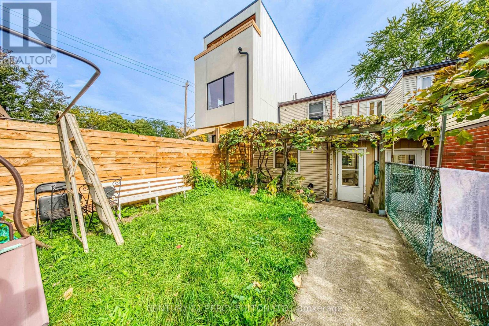 60 Fennings Street, Toronto, ON photo 8