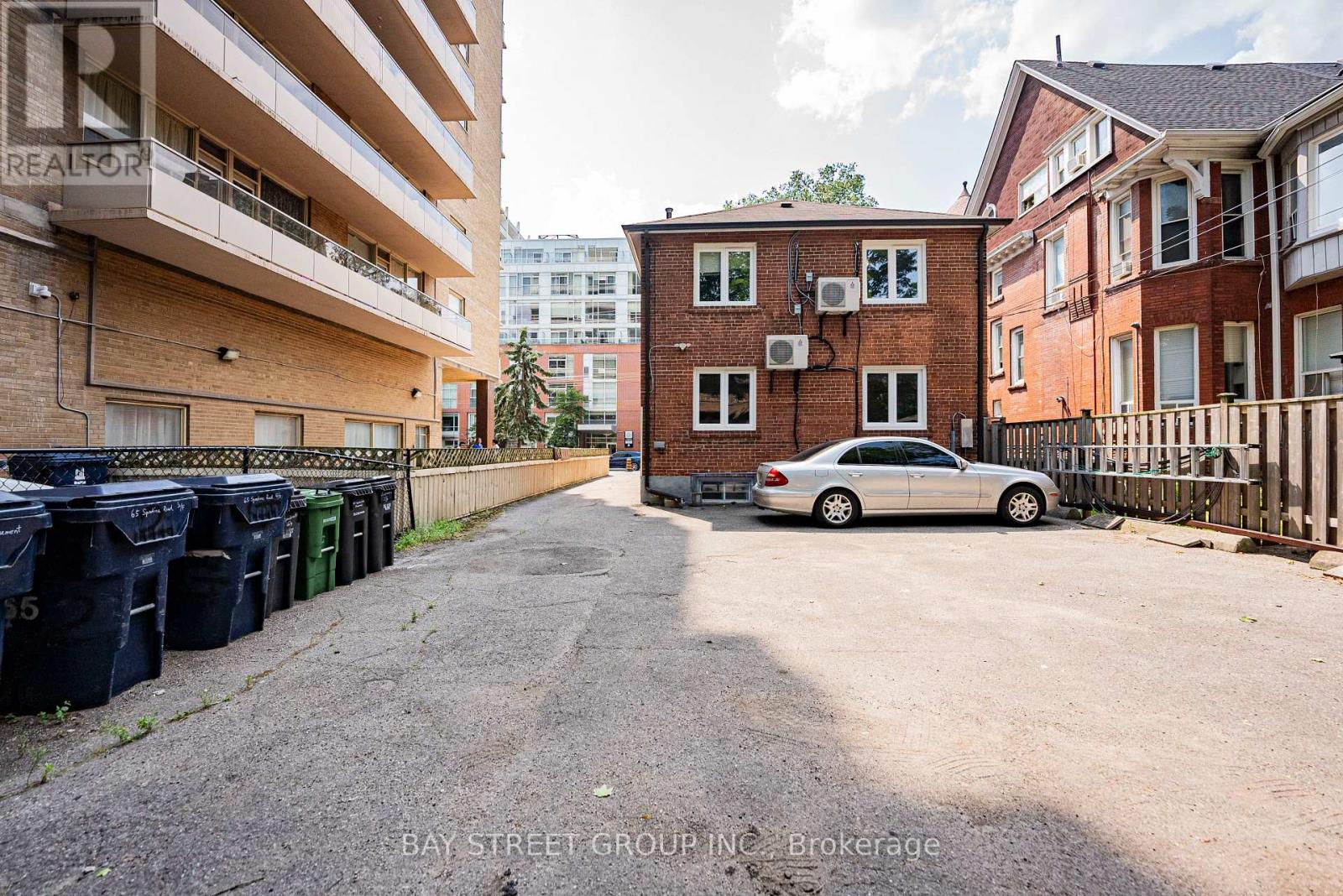 65 Spadina Road — photo 20