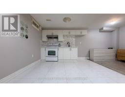 76 Sawmill Valley Drive, Newmarket, ON L3X2S3 Photo 14