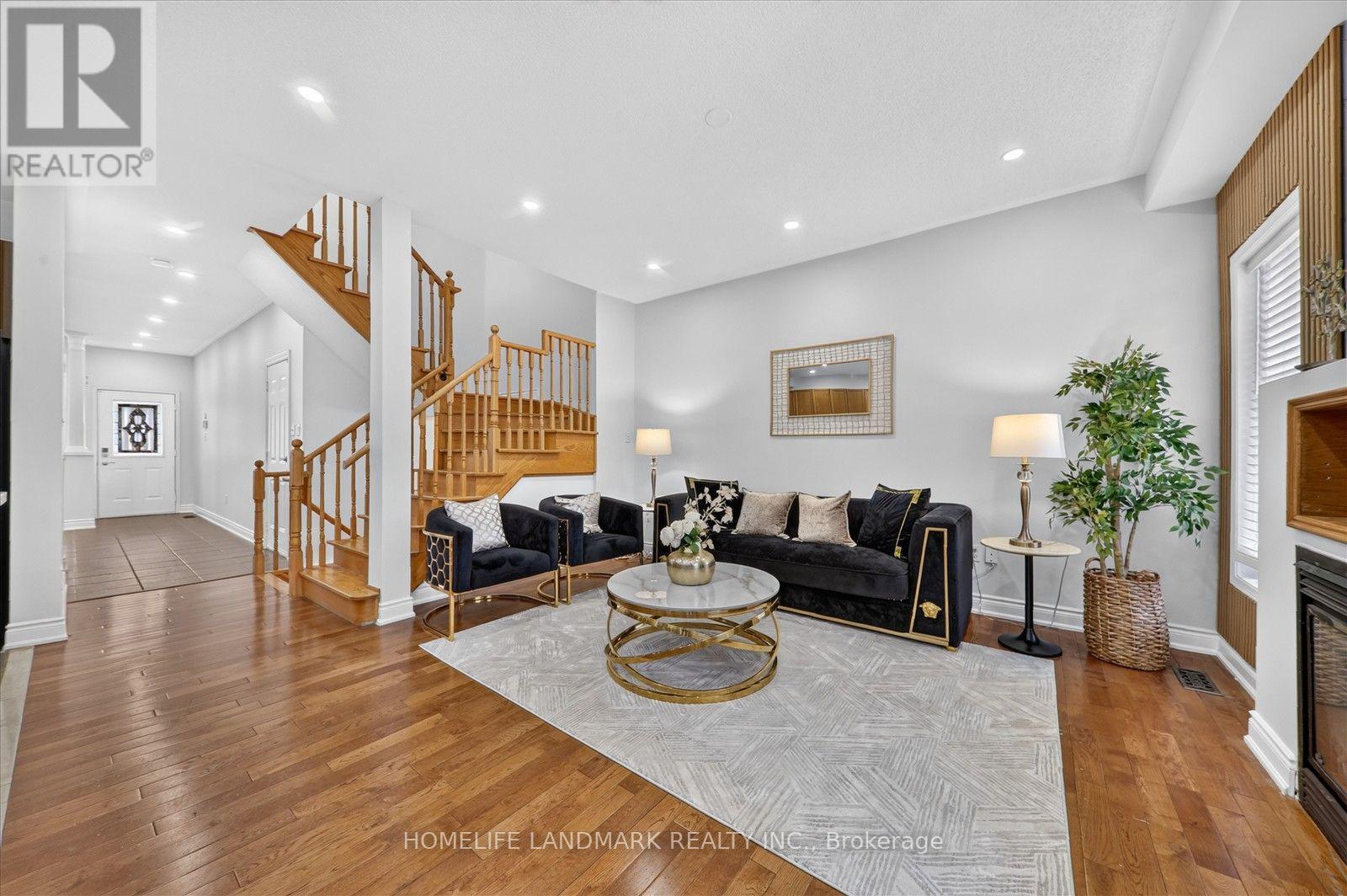3 Wheelwright Drive, Richmond Hill, ON photo 14
