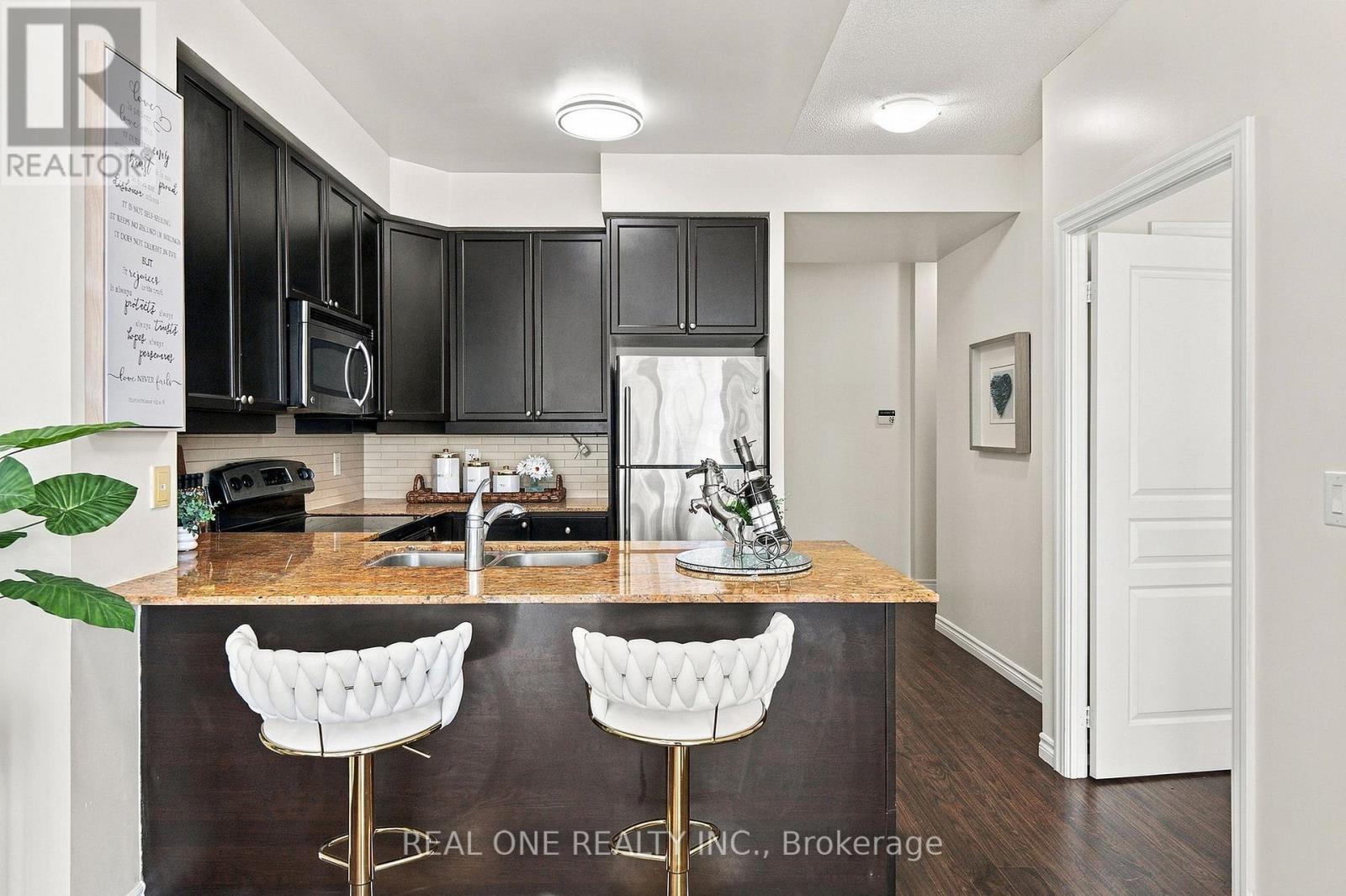 1611- 225 Webb Drive, Mississauga, ON photo 16