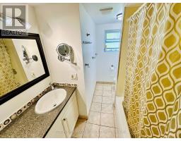 232 Aldercrest Road, Toronto, ON M8W4J7 Photo 15