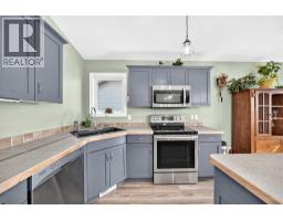 167 Mt Sundance Crescent W - photo 4