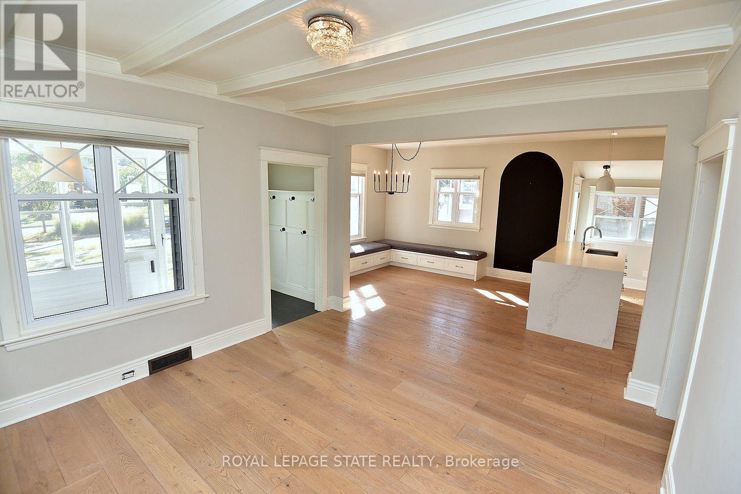6 NELLES BOULEVARD - 7