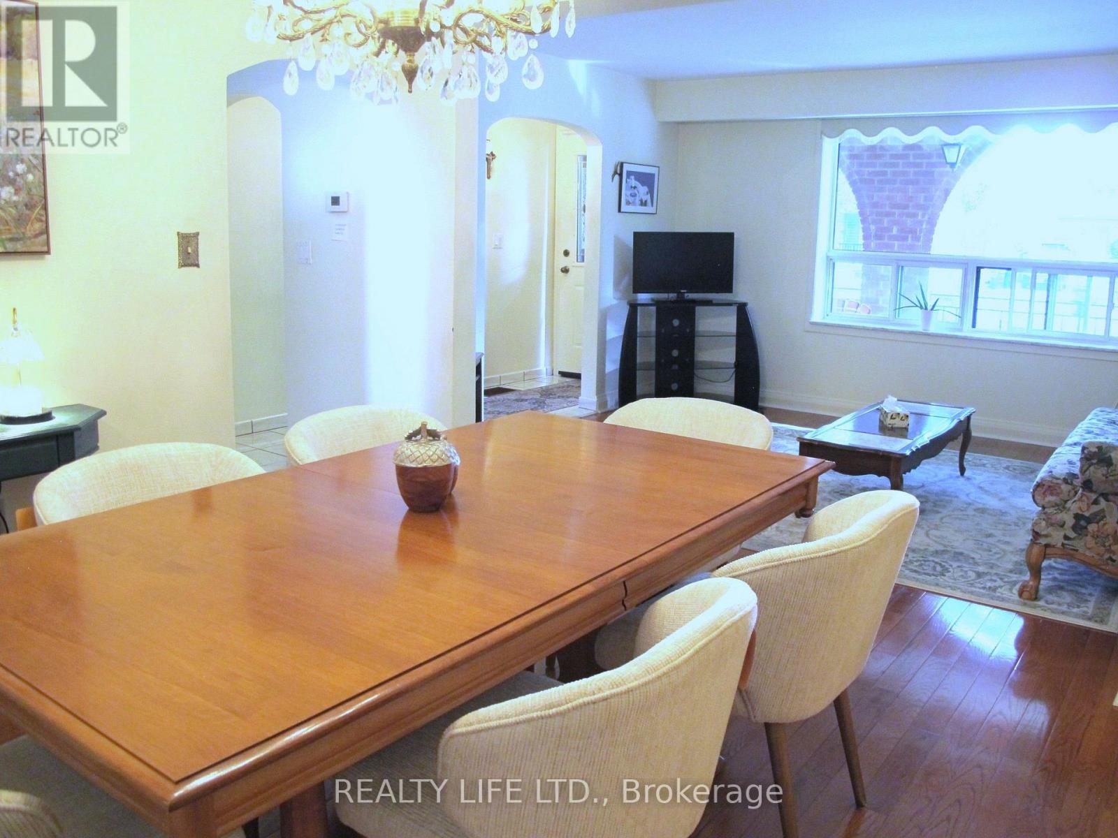 4 ROSALIE AVENUE - 9