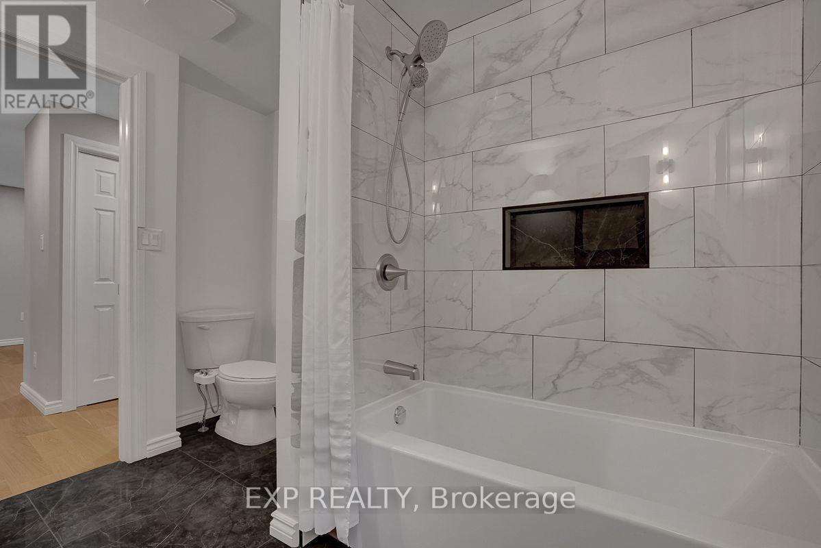 575 BAYVIEW DRIVE - 26