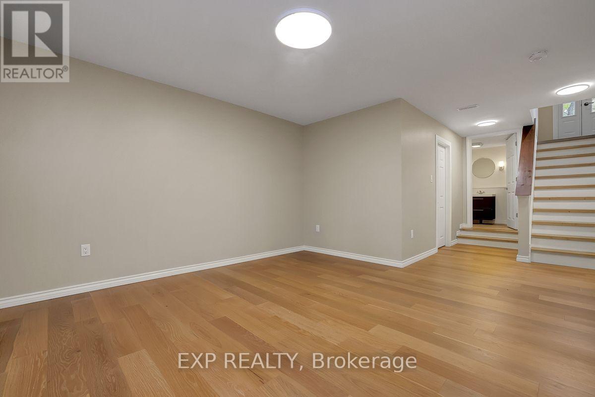 575 BAYVIEW DRIVE - 28