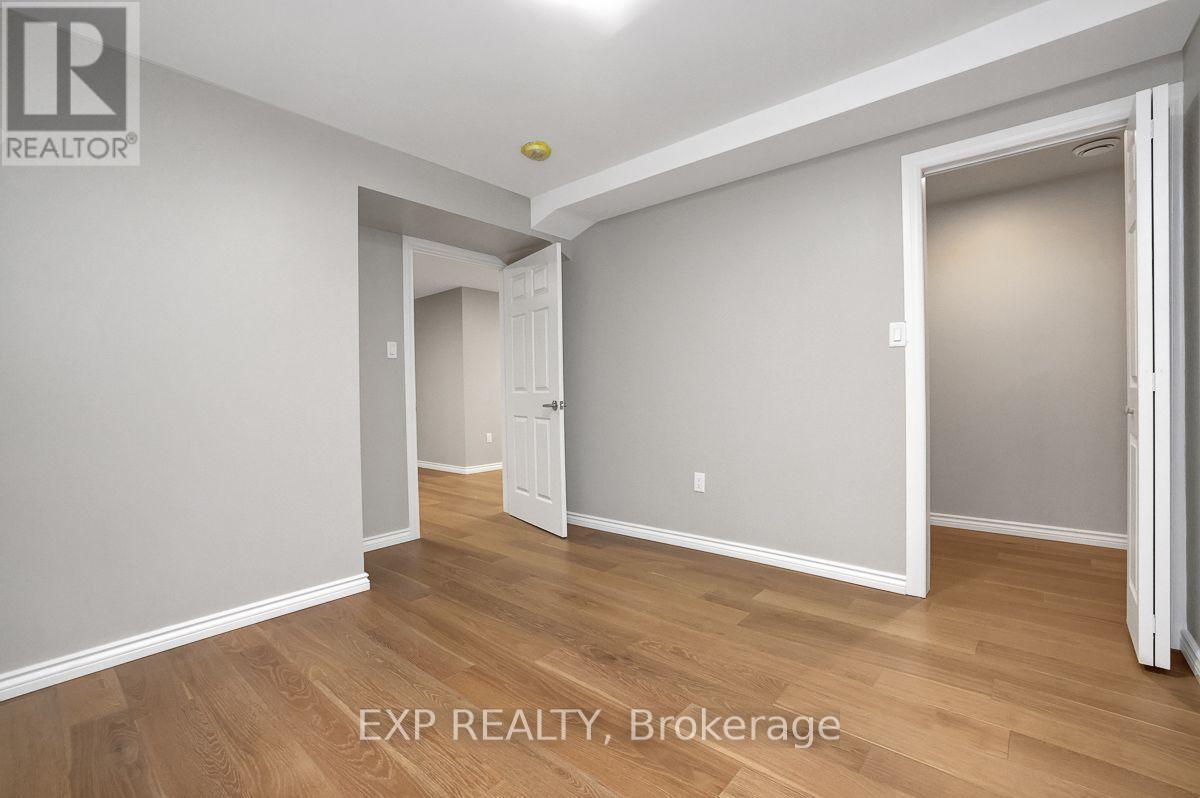 575 BAYVIEW DRIVE - 34
