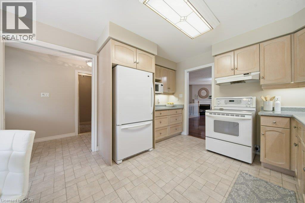 587 Sandbanks Crescent — photo 17