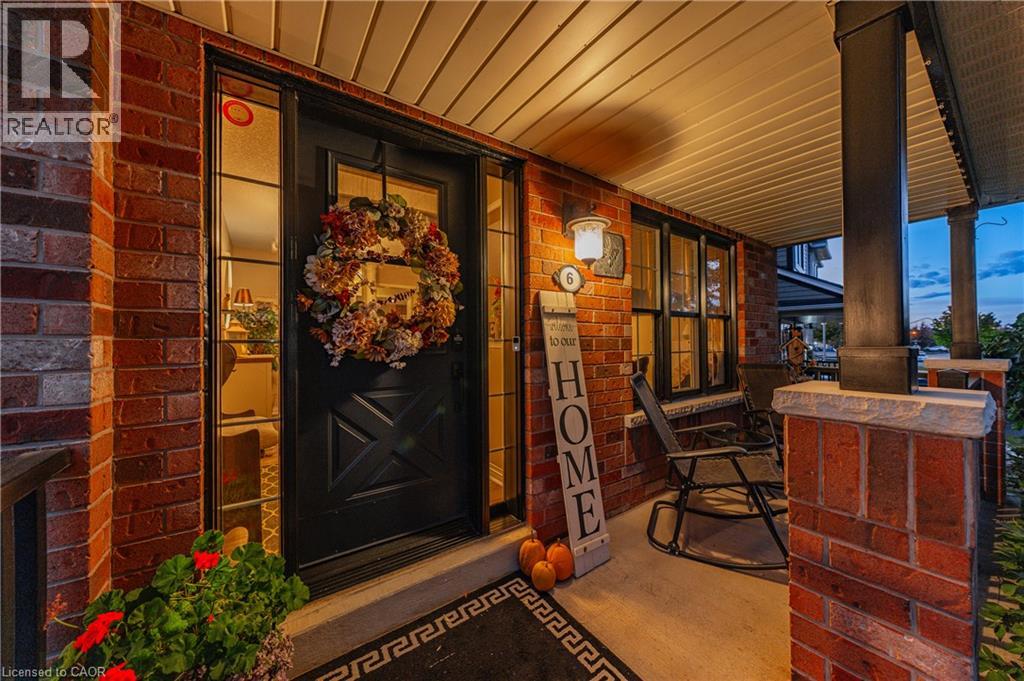 6 MATHEWS Court, Brantford — photo 9