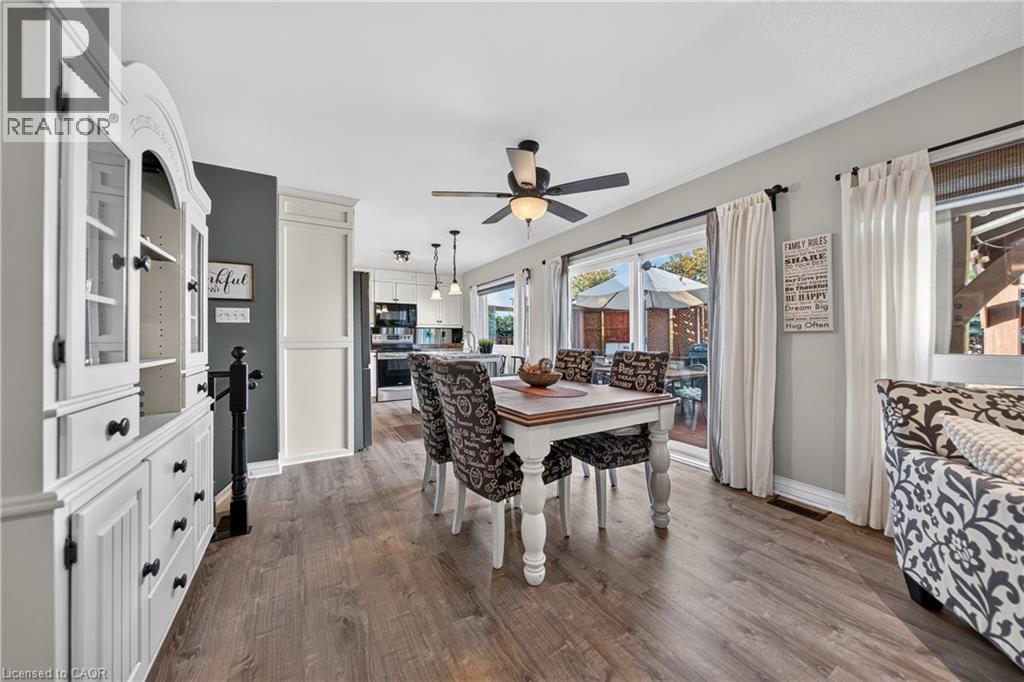 6 MATHEWS Court - 20