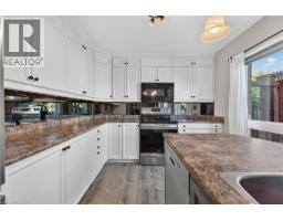 6 Mathews Court, Brantford, ON N3T0A9 Photo 23