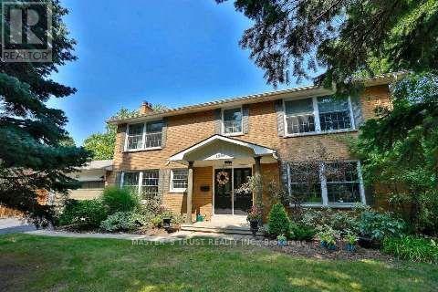 1585 Crombie Road, Mississauga, ON