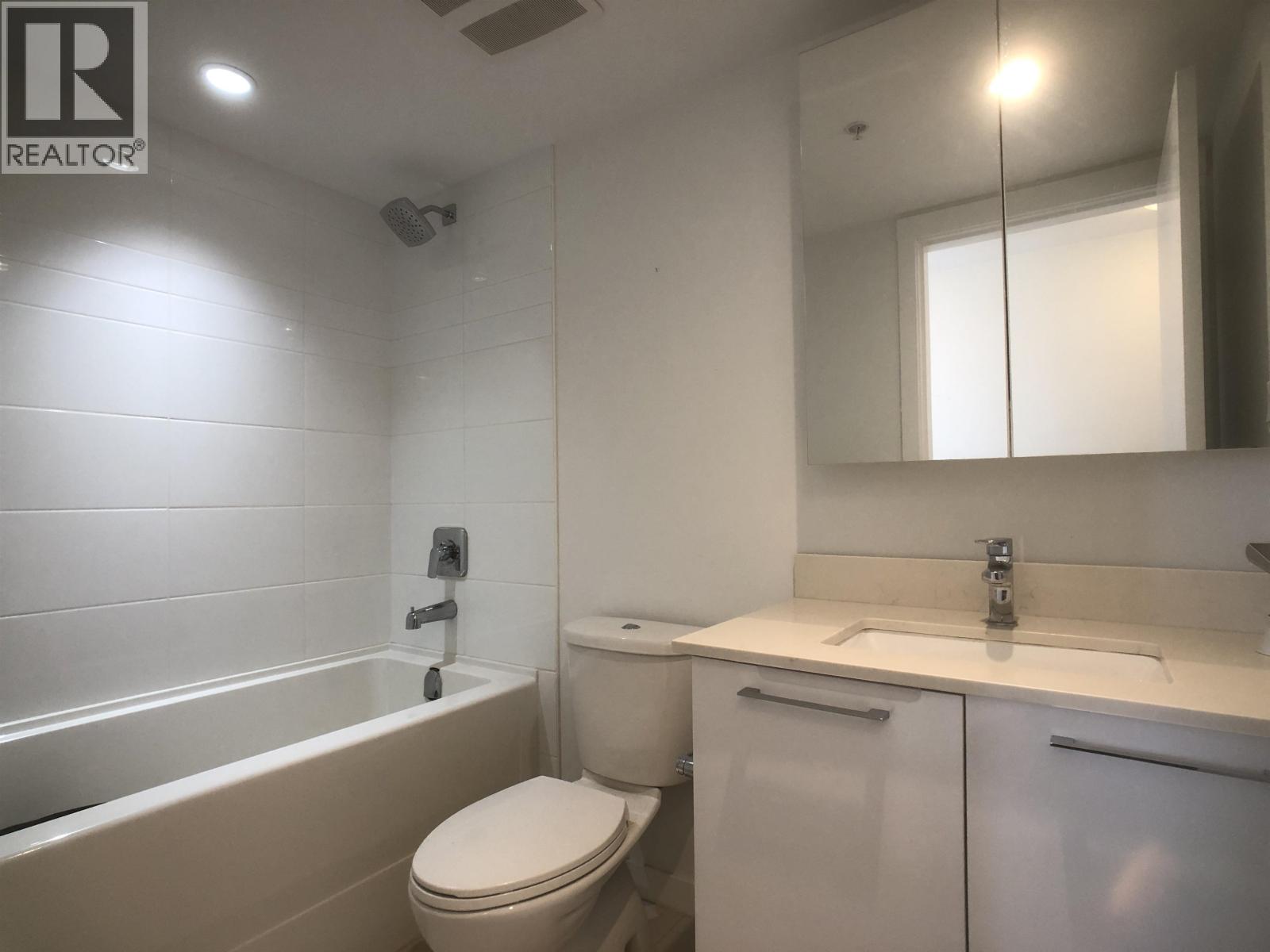 3 Bed, 2 Bath House for Rent in Richmond – 1107 7708 ALDERBRIDGE WAY, Richmond – MLS# R3174404 - Image 7