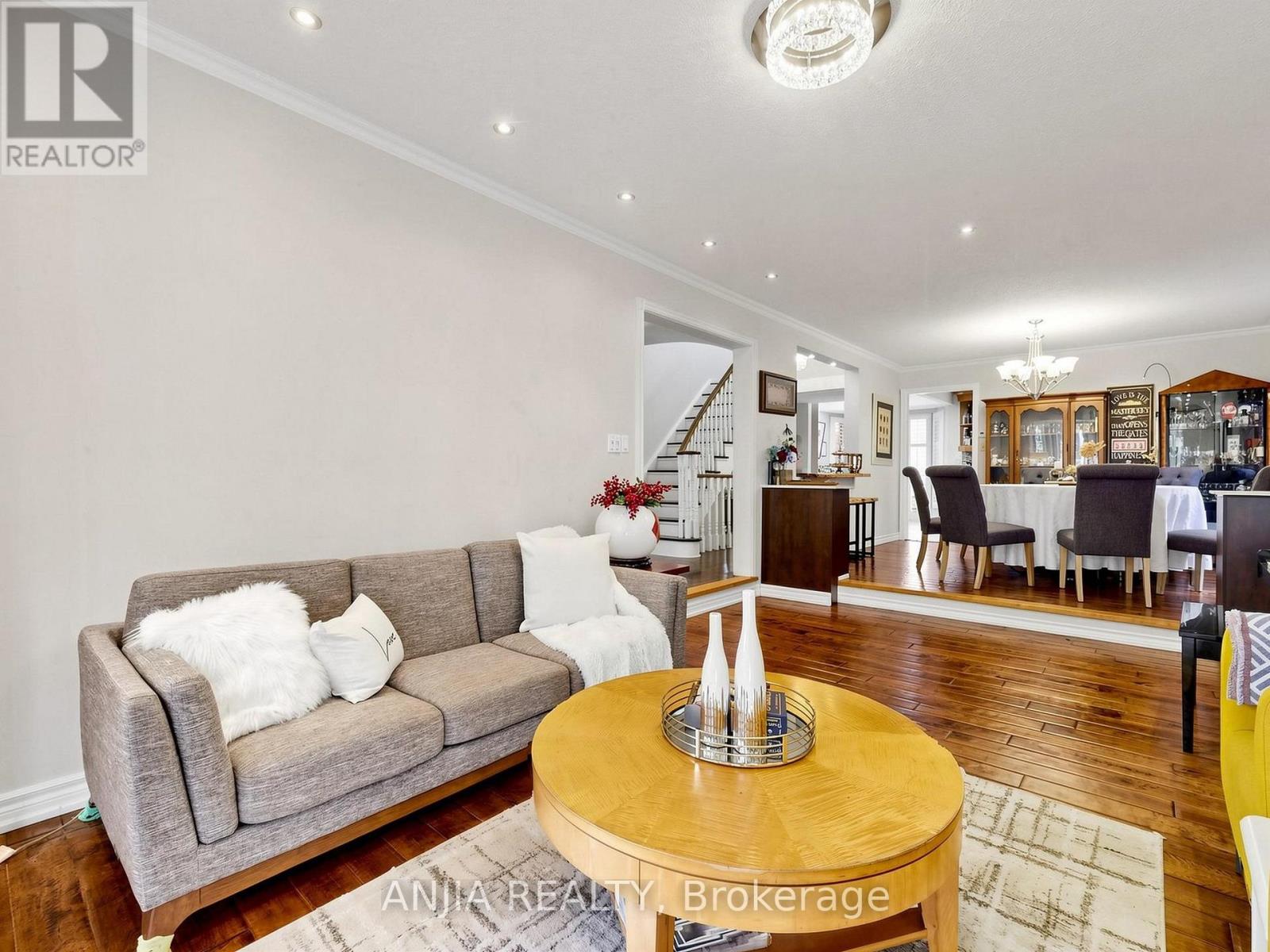 50 HOLLINGHAM ROAD - 9