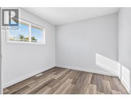 6125 Penedo Way Se, Calgary, AB T2A3N2 Photo 18