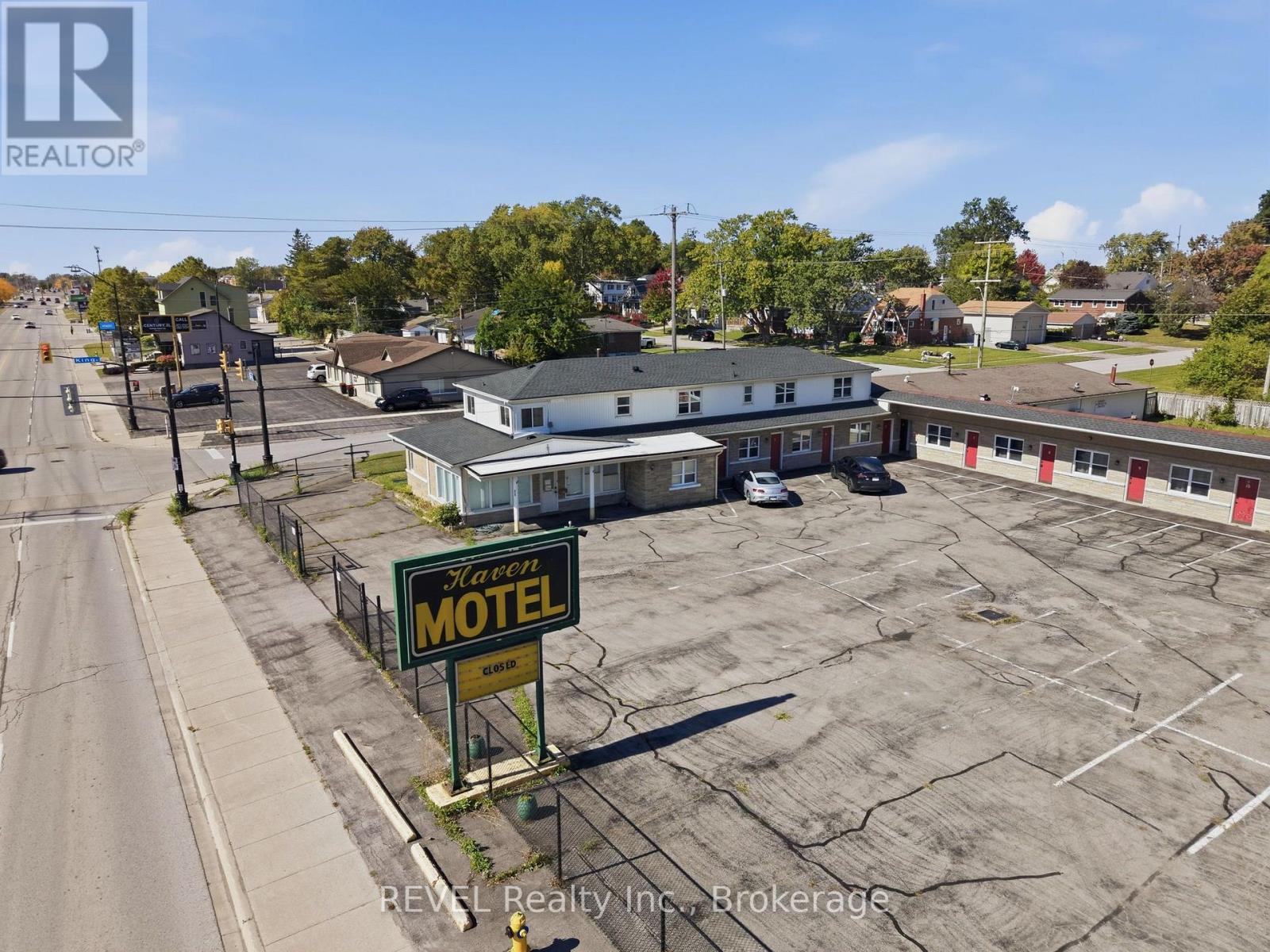 215 GARRISON ROAD, Fort Erie (Lakeshore)