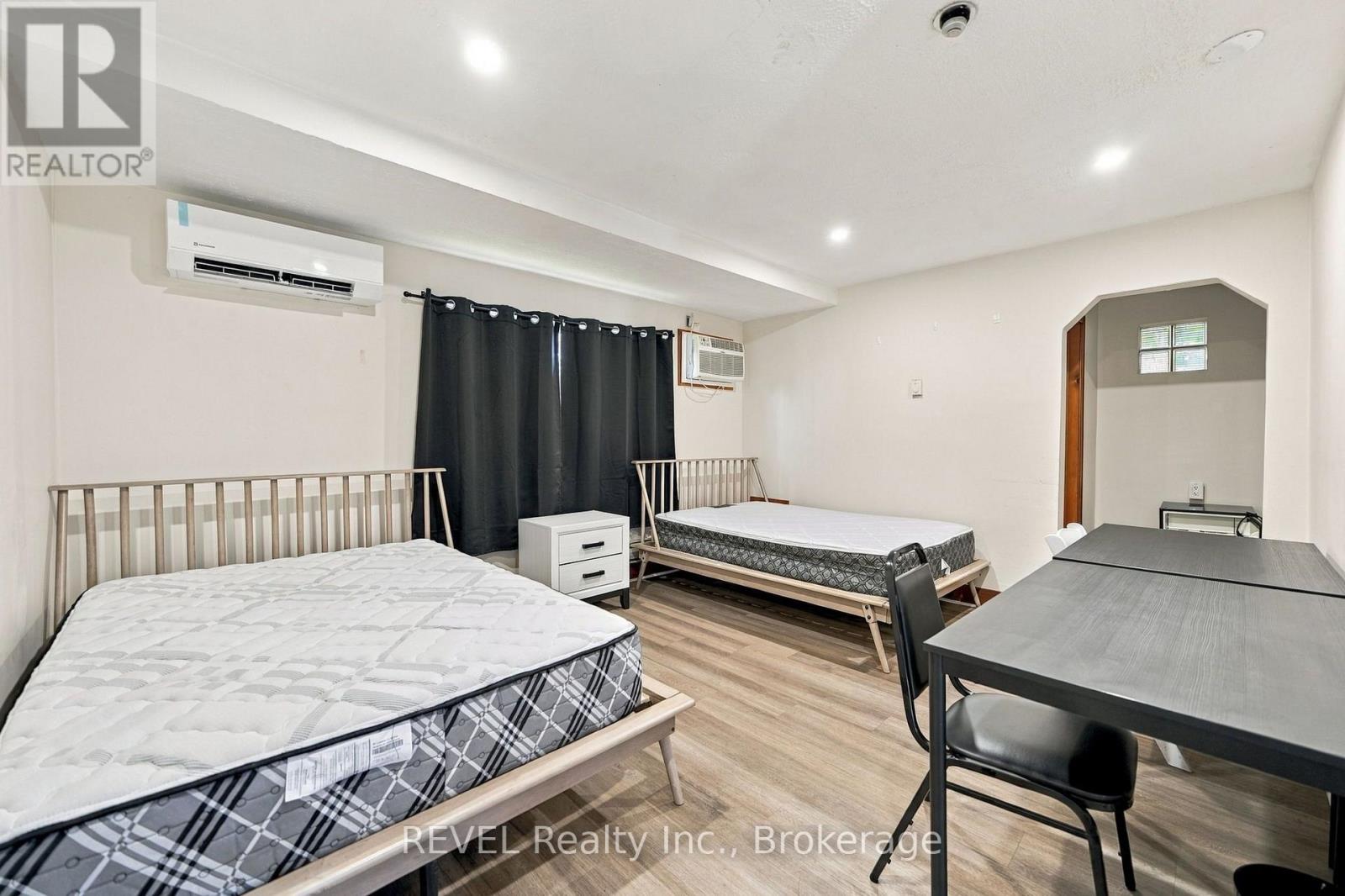 215 Garrison Road — photo 17