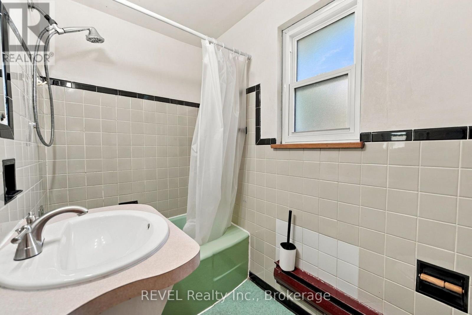 215 Garrison Road — photo 24