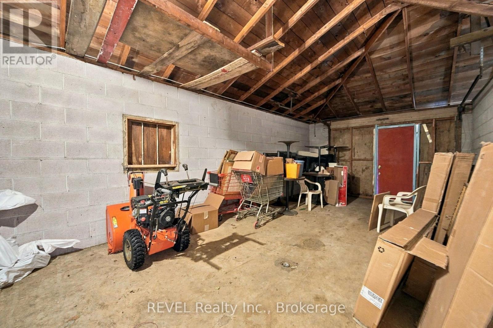 215 Garrison Road — photo 28