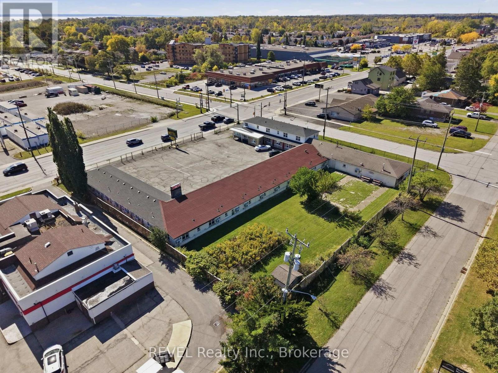 215 GARRISON ROAD, Fort Erie (Lakeshore) — photo 7