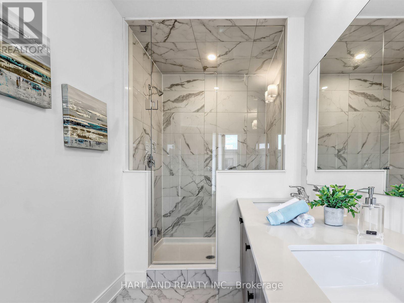 #503 1695 DERSAN STREET - 16