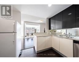 215 - 77 Avenue Road, Toronto, ON M5R3R8 Photo 14