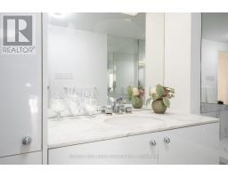 215 - 77 Avenue Road, Toronto, ON M5R3R8 Photo 26