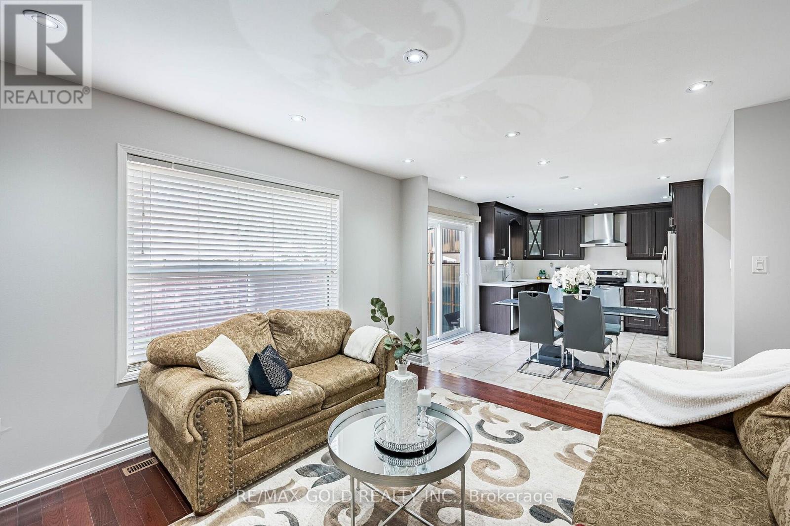 21 Edenvalley Road, Brampton, ON photo 19