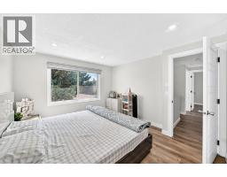 40 Falconridge Close NE - photo 13