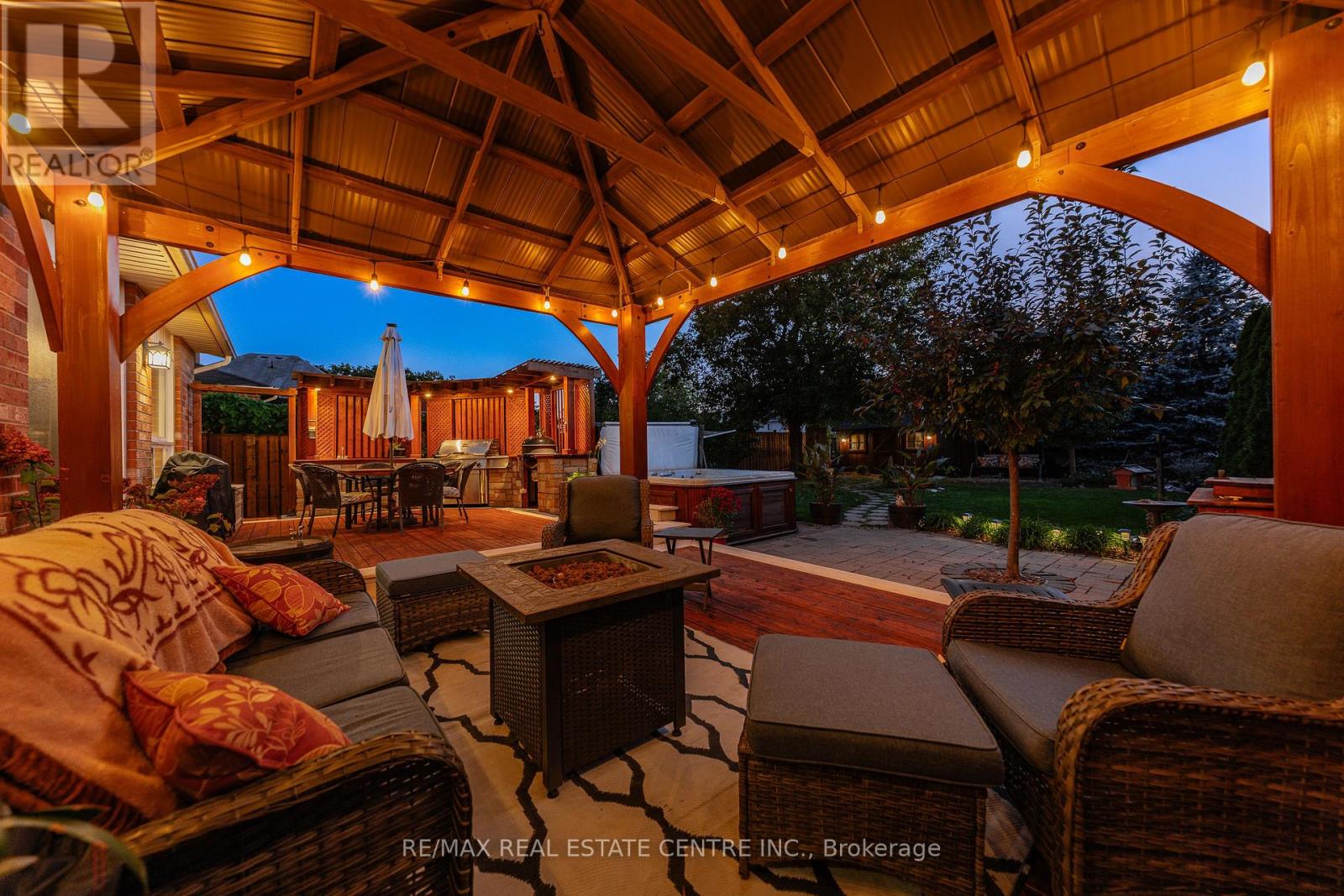 6 MATHEWS COURT - 5
