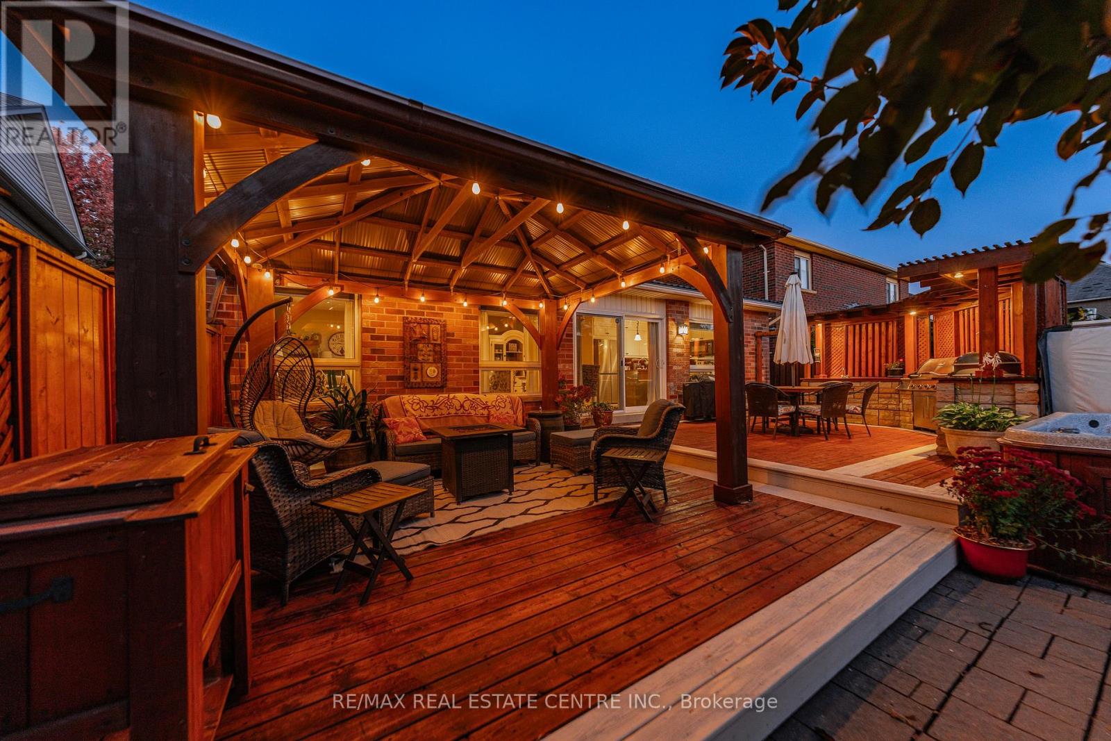 6 MATHEWS COURT, Brantford — photo 6