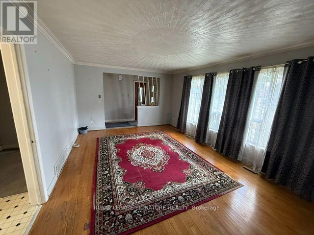 16 Hoshlega Drive, Toronto, ON photo 4