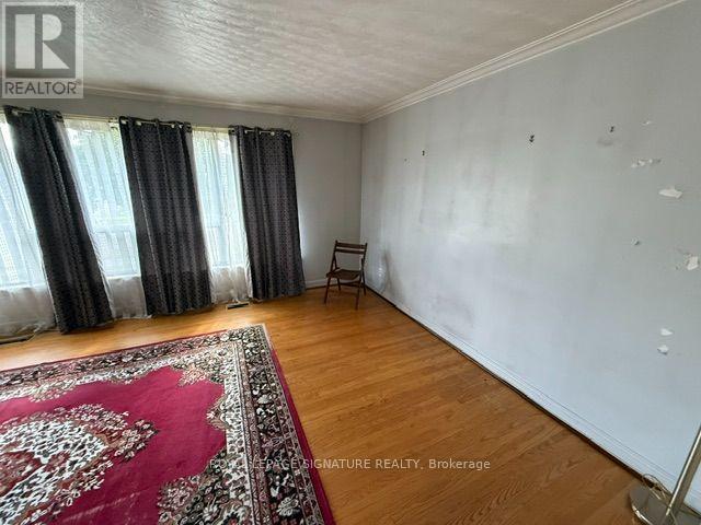 16 Hoshlega Drive, Toronto, ON photo 6