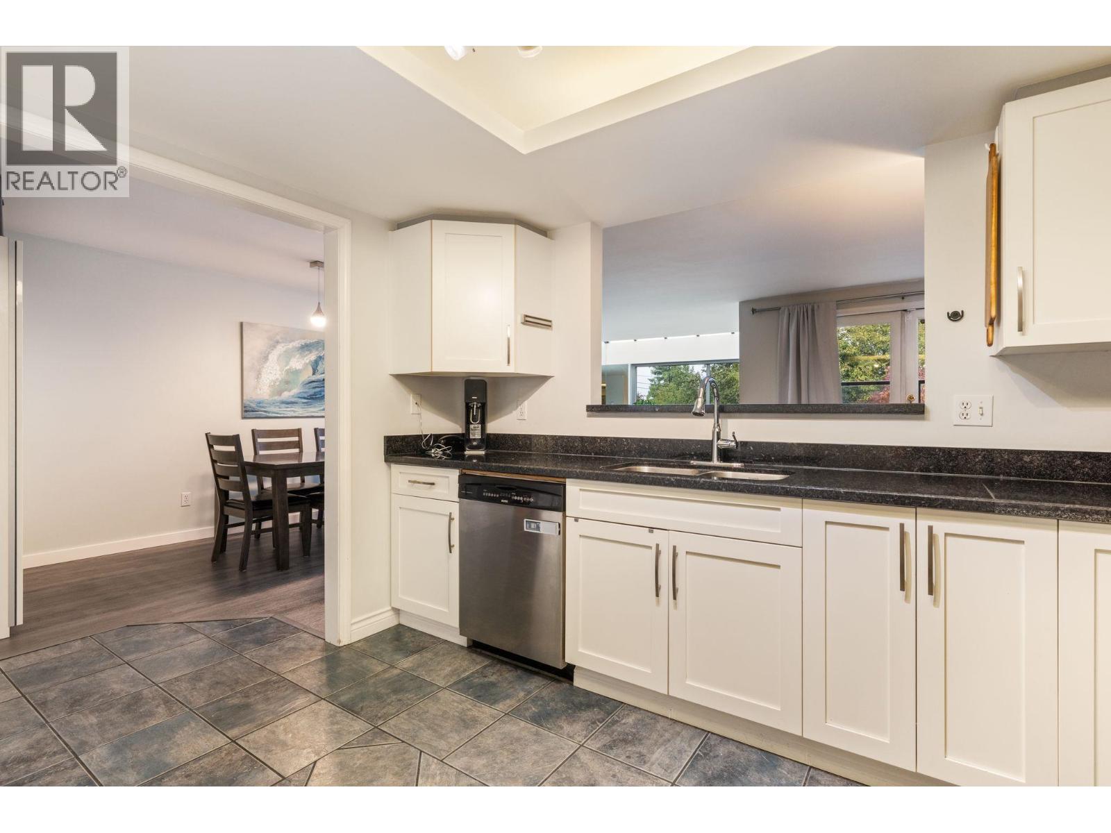 Photo of 204 1220 W 6TH AVENUE 19